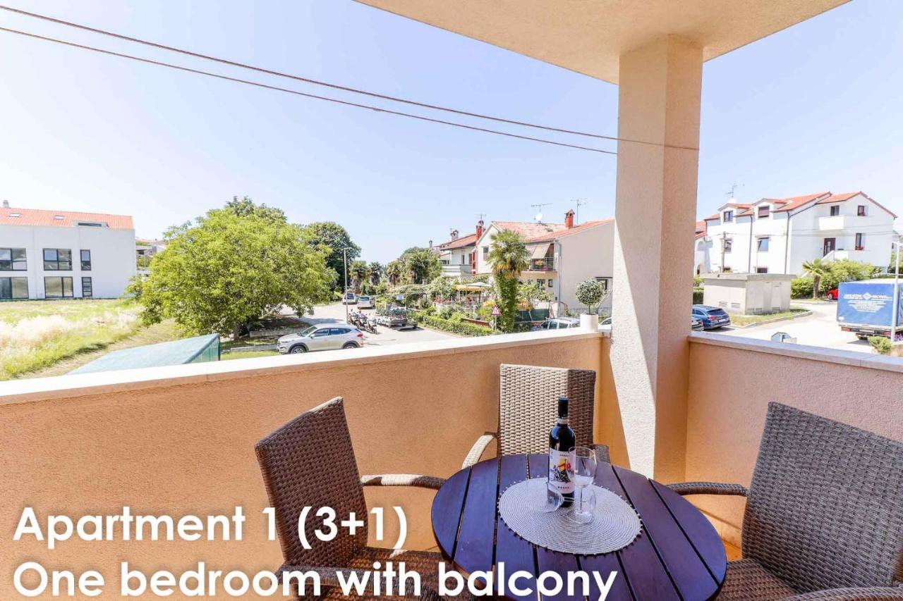 Sunshine Apartments Funtana With Balcony And Sea View Exterior foto