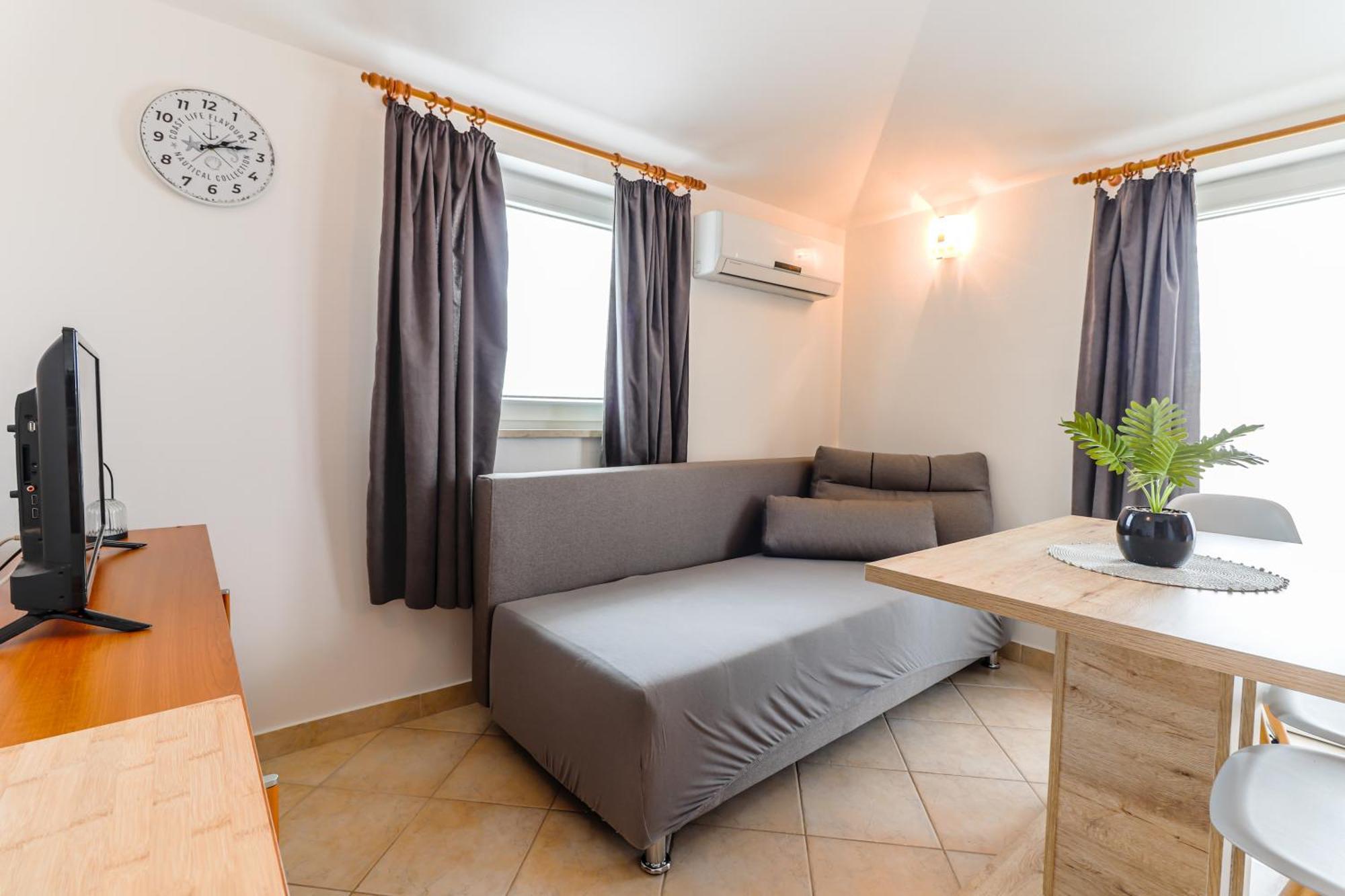 Sunshine Apartments Funtana With Balcony And Sea View Exterior foto